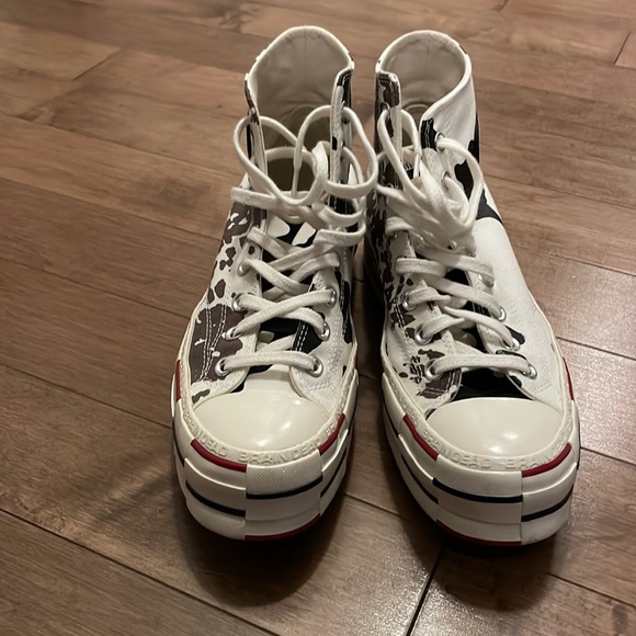 Converse Shoes - Cow Print Converse